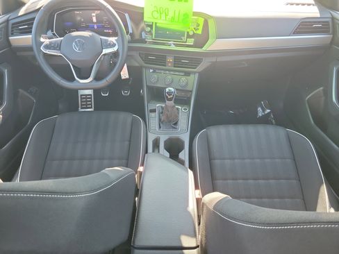 Used 2023 Volkswagen Jetta Sport image 14