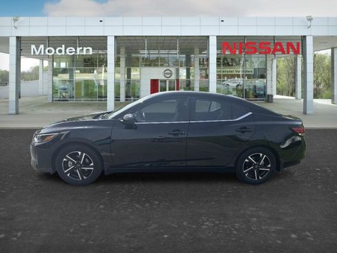 Certified 2025 Nissan Sentra SV w/ Lighting Package image 2