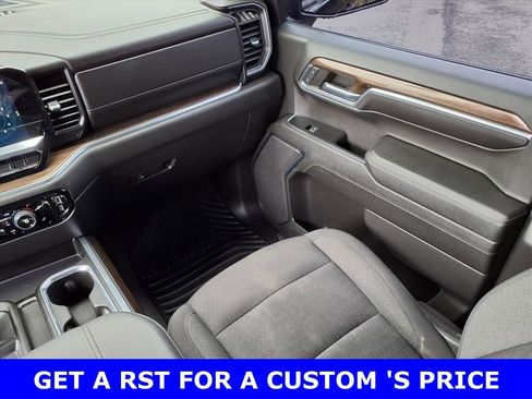 Used 2023 Chevrolet Silverado 1500 RST image 11