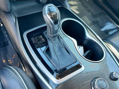 Used 2017 INFINITI QX60 Base w/ Premium Plus Package image 16