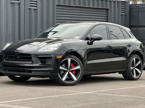 Used 2022 Porsche Macan S image 1