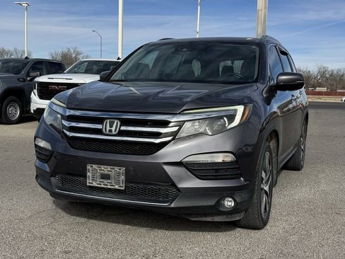 Used 2018 Honda Pilot Elite image 1