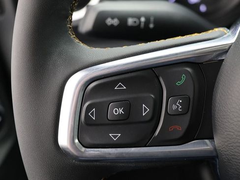 Used 2024 Jeep Wrangler Unlimited Sahara AWD/4WD image 19
