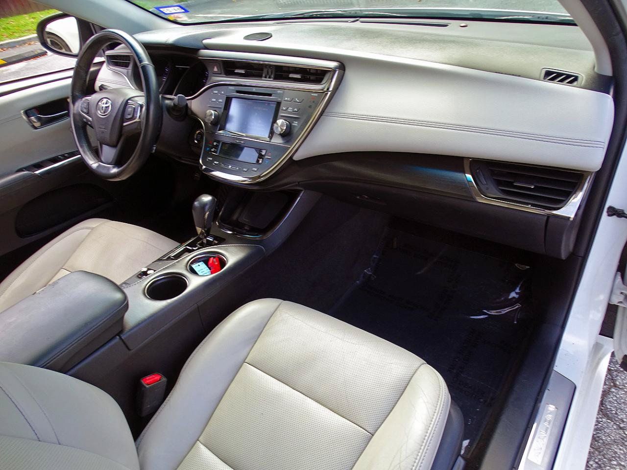 Used 2016 Toyota Avalon Limited w/ Protection Package FWD image 47