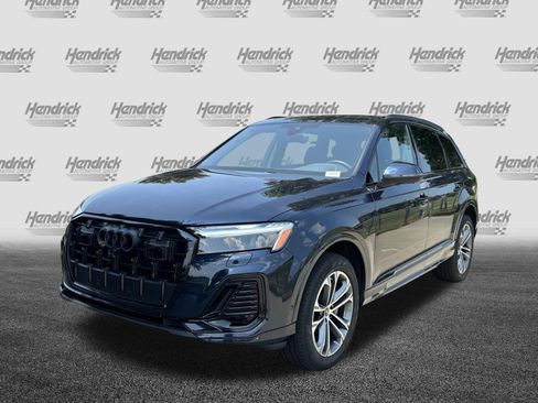 Used 2025 Audi Q7 2.0T Premium w/ Convenience Plus Package AWD/4WD image 5