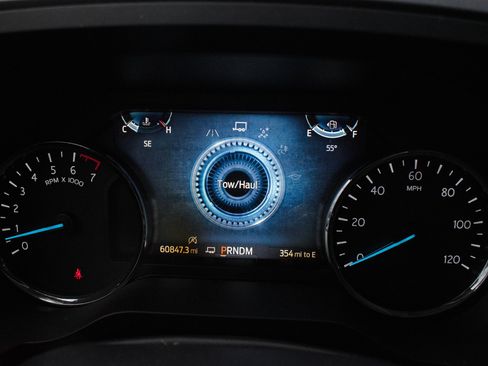 Used 2024 Ford Expedition XLT image 35