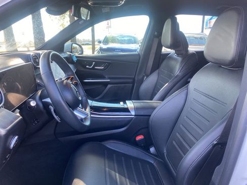 Used 2025 Mercedes-Benz GLC 350e GLC 350e image 11
