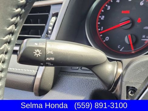 Used 2021 Toyota Camry XSE image 15