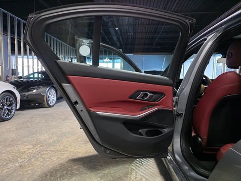 Used 2025 BMW 330i xDrive Sedan image 18