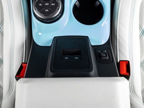 Used 2024 Ford Bronco Heritage Edition image 28