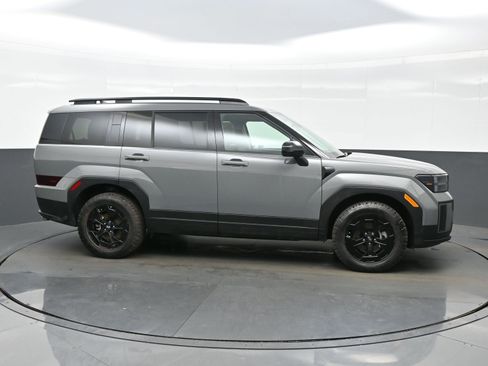 Used 2025 Hyundai Santa Fe XRT image 7