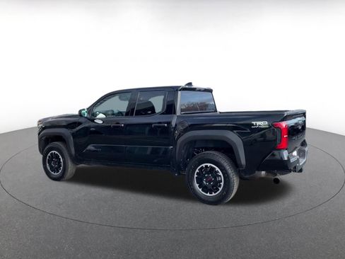 Used 2025 Toyota Tacoma TRD Off-Road image 10