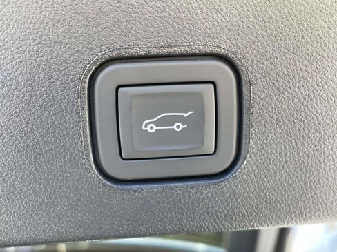 New 2026 Cadillac Lyriq Sport image 11