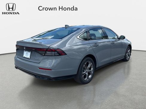 Used 2023 Honda Accord EX-L image 4