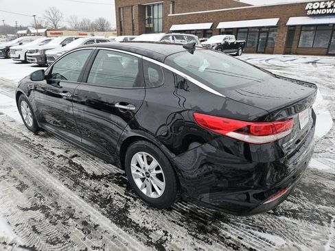 Used 2017 Kia Optima LX image 5