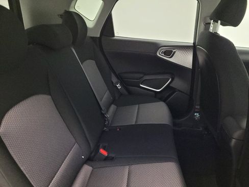 Used 2025 Kia Soul LX FWD image 19