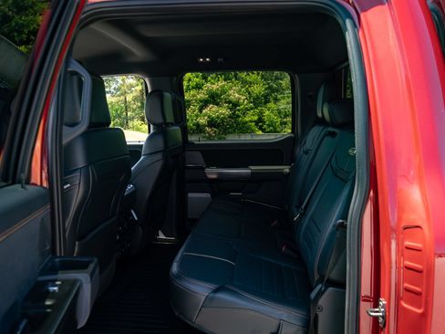 Used 2023 Ford F150 4x4 SuperCrew image 17