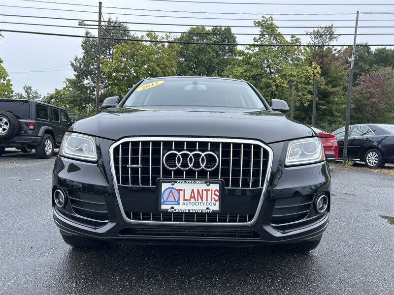 Used 2017 Audi Q5 2.0T Premium AWD/4WD image 2