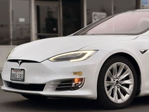 Used 2020 Tesla Model S Long Range image 4