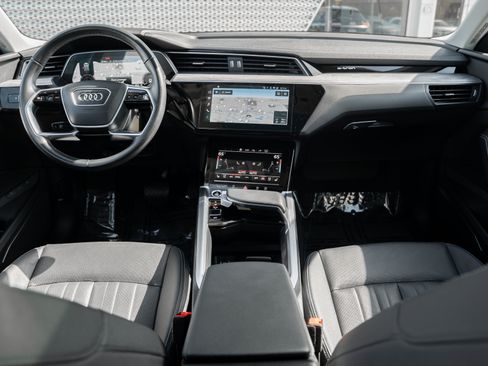 Certified 2024 Audi Q8 e-tron Premium Plus w/ Premium Plus Package AWD/4WD image 8