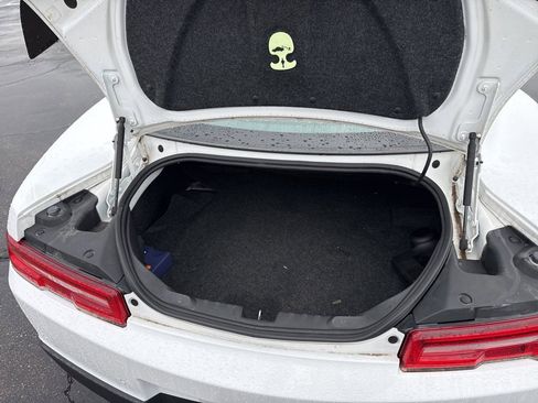 Used 2014 Chevrolet Camaro SS w/ SS Performance Package image 9