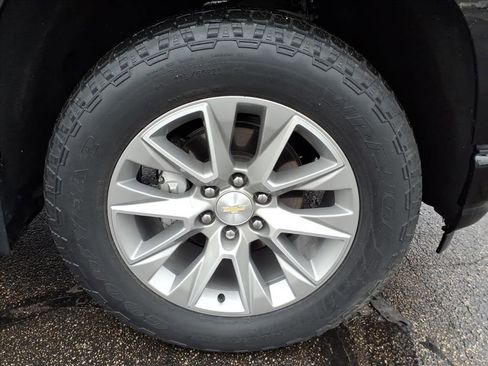 Certified 2021 Chevrolet Silverado 1500 High Country w/ Safety Package II image 32