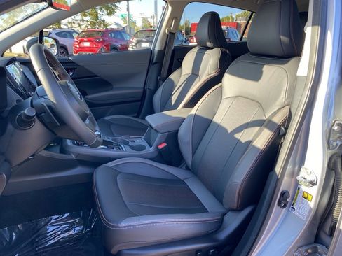 Certified 2025 Subaru Crosstrek 2.5i Limited w/ Crosstrek Mirror Package image 10