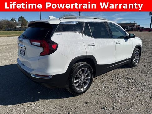 Used 2024 GMC Terrain SLT image 7