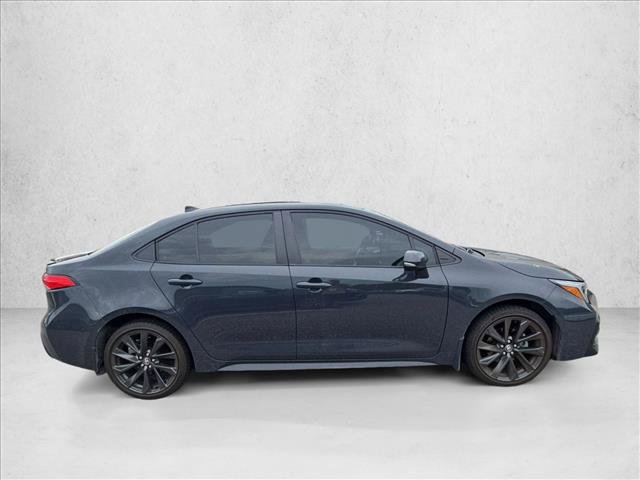 Used 2025 Toyota Corolla SE FWD image 4