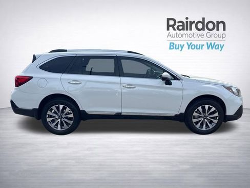 Used 2019 Subaru Outback 3.6R Touring AWD/4WD image 8