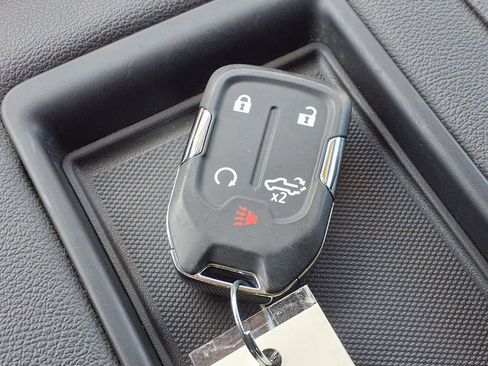 Used 2020 Chevrolet Silverado 1500 LTZ w/ LTZ Plus Package image 12