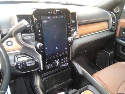 Used 2024 RAM 3500 Limited w/ Safety Group image 85