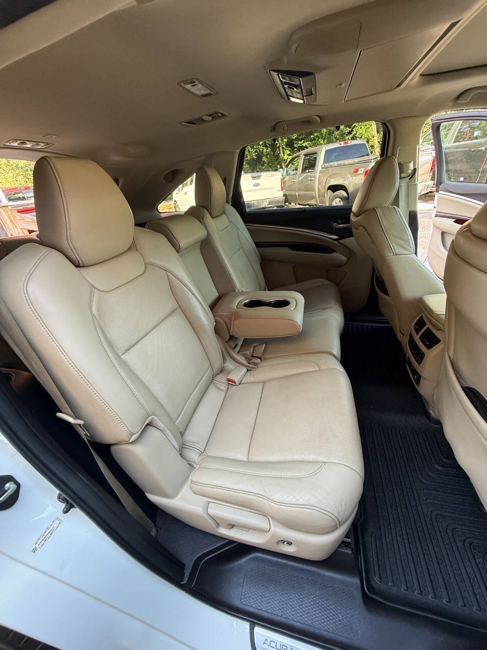 Used 2015 Acura MDX w/ Advance & Entertainment Pkg FWD image 19