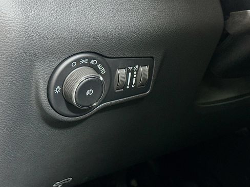 New 2026 Jeep Compass Latitude AWD/4WD image 10