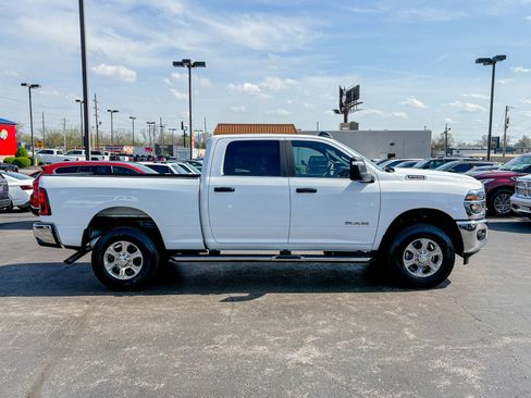 Used 2025 RAM 2500 Big Horn AWD/4WD image 4