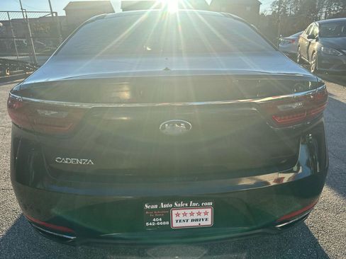 Used 2017 Kia Cadenza Premium w/ Luxury Package image 6