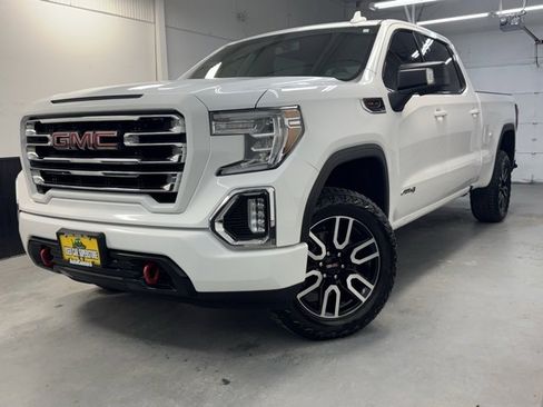 Used 2020 GMC Sierra 1500 AT4 w/ AT4 Preferred Package image 3