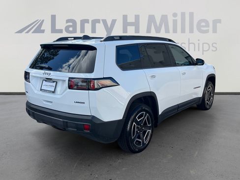 New 2026 Jeep Cherokee Laredo AWD/4WD image 5