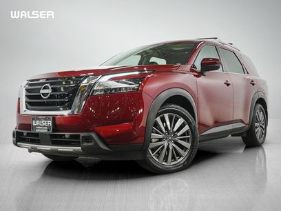 Used 2023 Nissan Pathfinder SL w/ SL Premium Package