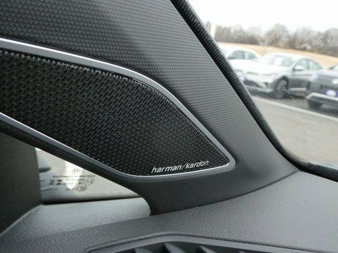 New 2026 Volkswagen GTI SE FWD image 28