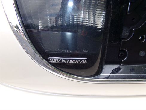 Used 2001 Lincoln Continental image 21