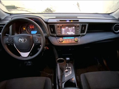 Used 2015 Toyota RAV4 XLE image 15