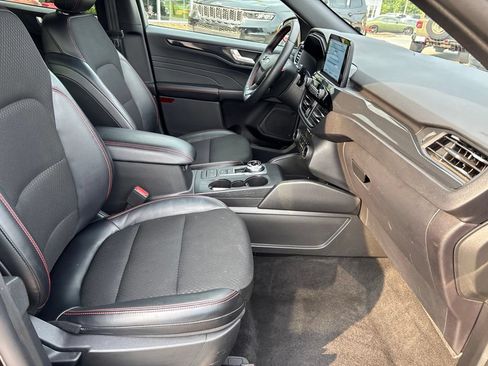 Used 2025 Ford Escape ST-Line Select AWD/4WD image 54