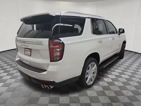 Used 2024 Chevrolet Tahoe High Country w/ Advanced Technology Package AWD/4WD image 4