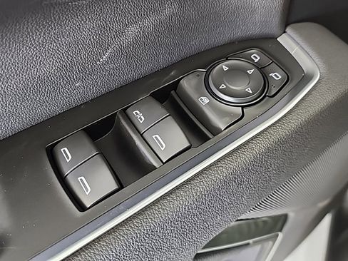 New 2026 Chevrolet Silverado 1500 LT image 33