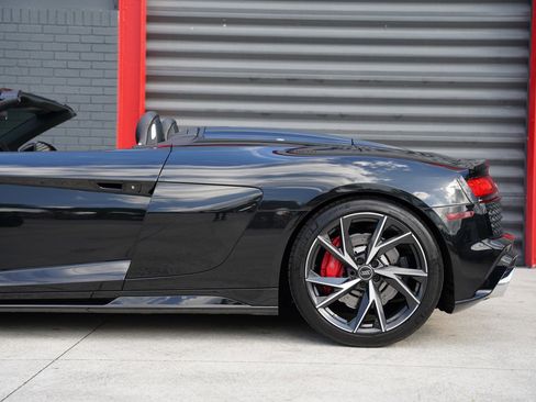 Used 2021 Audi R8 V10 image 12