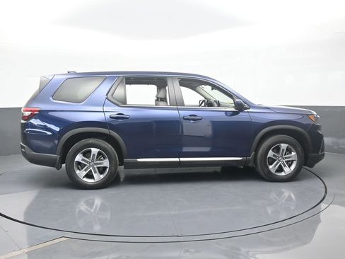 Used 2024 Honda Pilot EX-L image 7