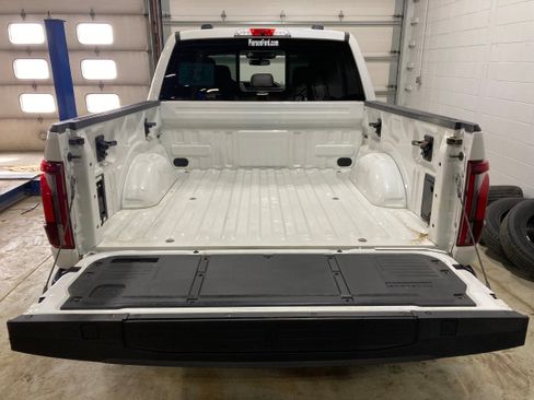 Used 2024 Ford F150 Platinum w/ Equipment Group 703A Plus AWD/4WD image 17