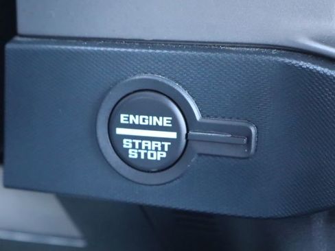 Used 2022 Ford Bronco Outer Banks image 38