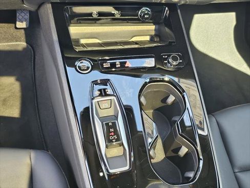 Used 2025 Audi A5 2.0T Premium w/ Convenience Package image 11